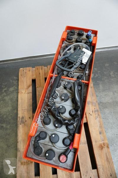 Manipulační vybavení   24 Volt 3 PzS 375 Ah