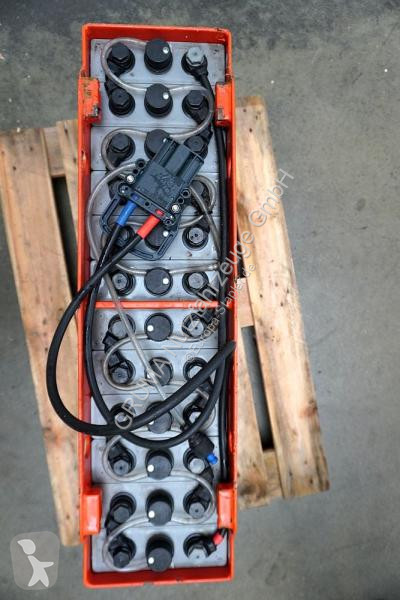 Manipulační vybavení   24 Volt 3 PzS 375 Ah