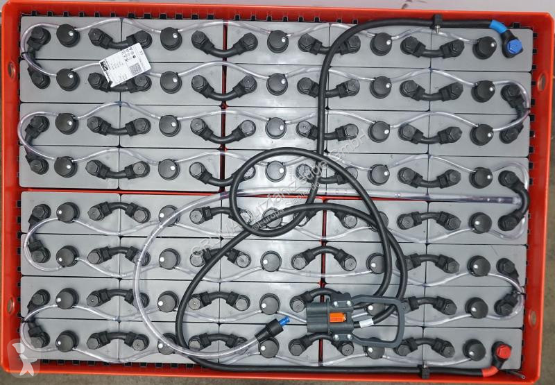 تجهيزات المناولة   80 Volt 4 PzS 500 Ah