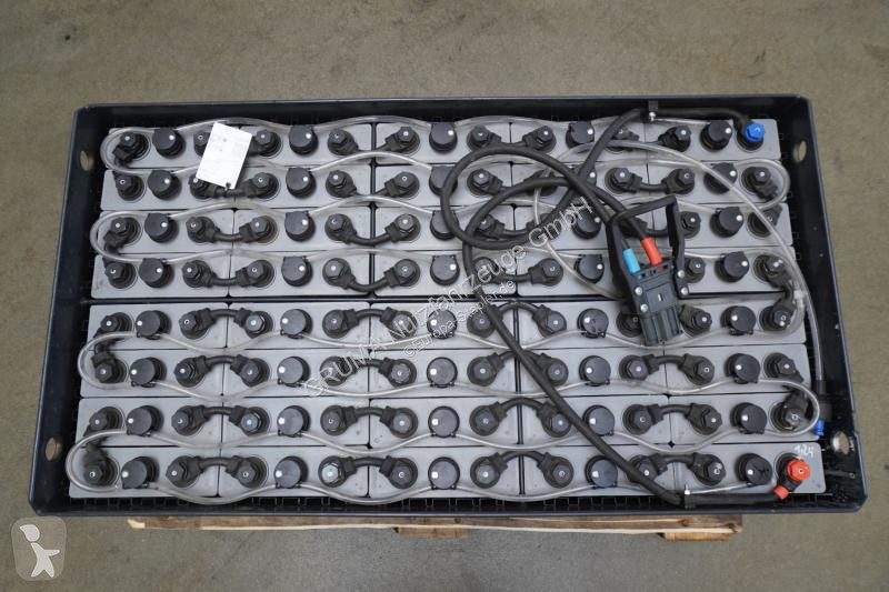 Manipulačné príslušenstvo   80 Volt 3 PzS 240 Ah
