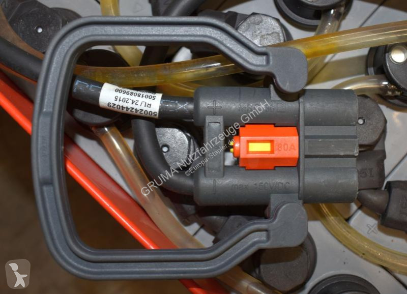 Manipulačné príslušenstvo   24 Volt 3 PzB 225 Ah