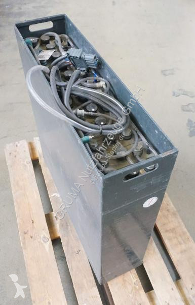 Manipulačné príslušenstvo   24 Volt 3 PzS 465 Ah