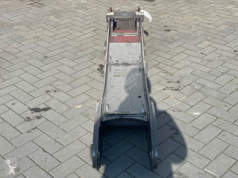 Подемно-транспортно оборудване Mecalac...
