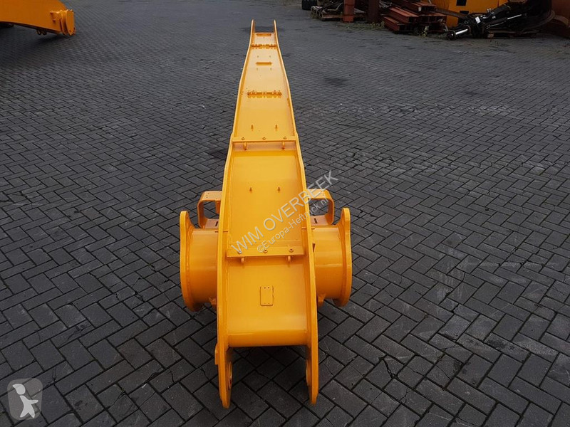 تجهيزات المناولة Liebherr LH 24 M