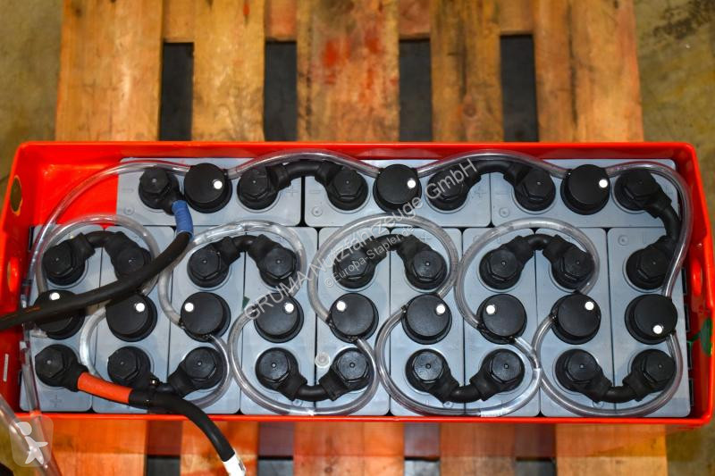 Manipulačné príslušenstvo   24 Volt 3 PzB 225 Ah