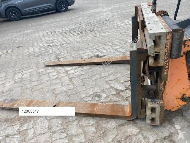 تجهيزات المناولة Volvo (5317) hydr. verst....