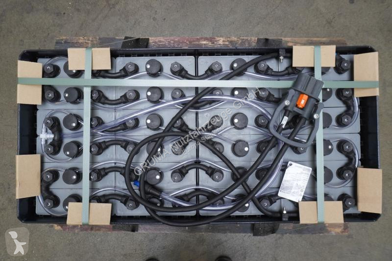 Manipulačné príslušenstvo   48 Volt 3 PzS 240 Ah