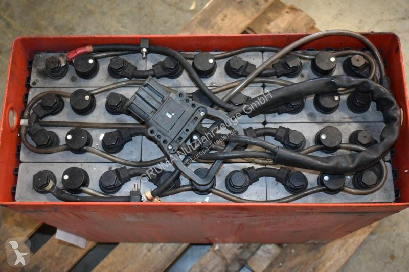 Manipulačné príslušenstvo   24 Volt 3 PzS 375 Ah