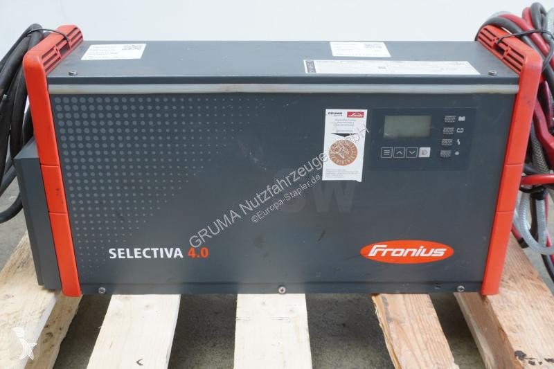 تجهيزات المناولة   Selectiva 4.0 4140 8kW 48V/140A