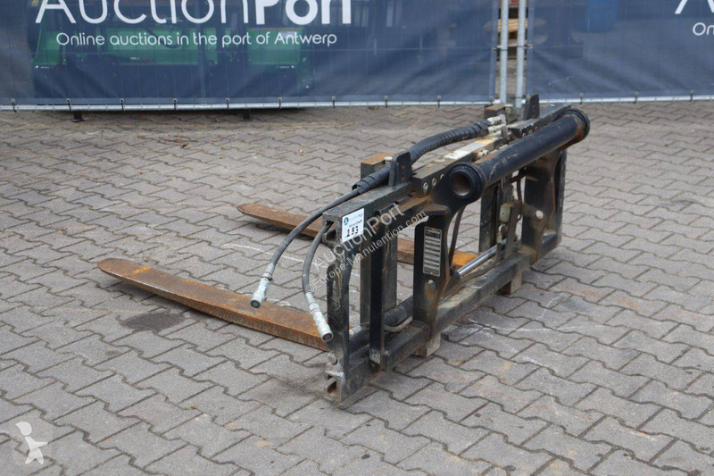 Подемно-транспортно оборудване Manitou TTB 25N...