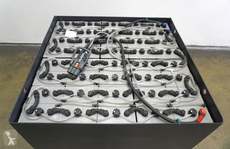 Equipamiento de manutención   80 Volt 6 PzS 930 Ah