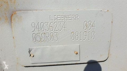 تجهيزات المناولة صاري Liebherr