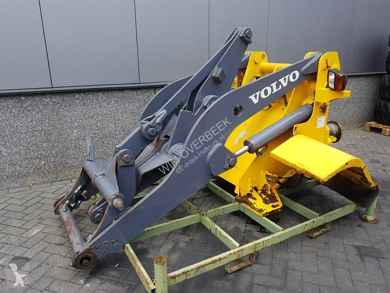 Подемно-транспортно оборудване Volvo L45TP...