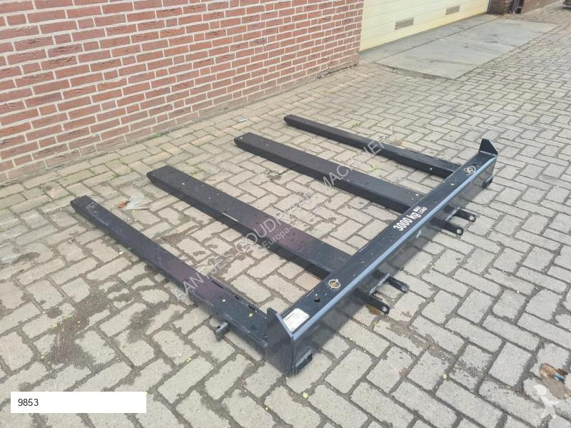 Echipamente pentru manipulare  Palletbordverbreder