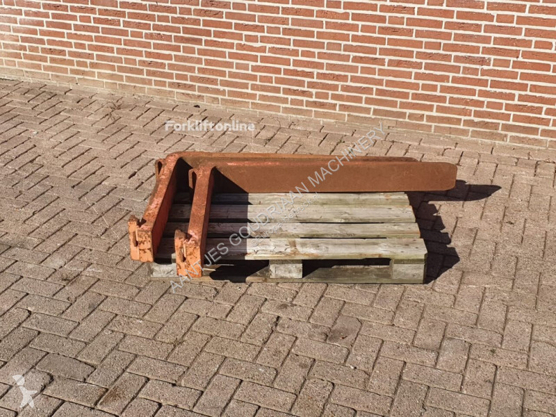 Echipamente pentru manipulare  Fourche à palettes