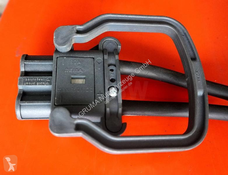 تجهيزات المناولة   24 Volt 2 PzB 200 Ah