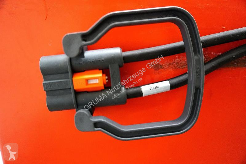 Echipamente pentru manipulare   24 Volt 2 PzS...