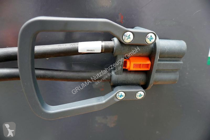 تجهيزات المناولة   48 Volt 5 PzS 700 Ah