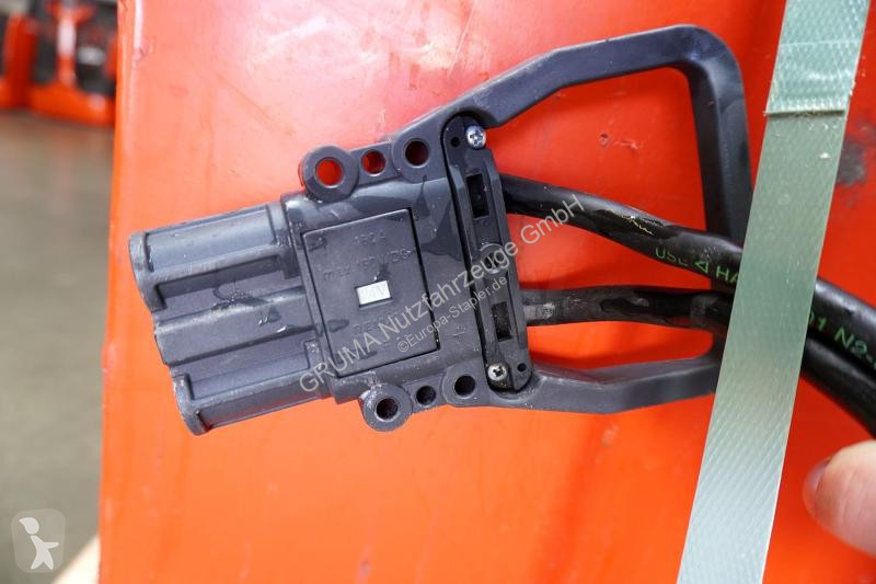 Echipamente pentru manipulare   24 Volt 4 PzS...
