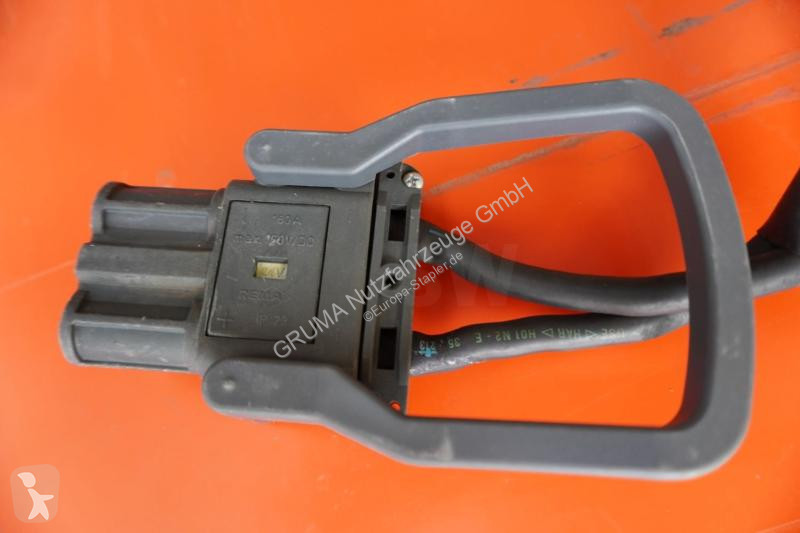 Manipulační vybavení   24 Volt 3 PzS 375 Ah