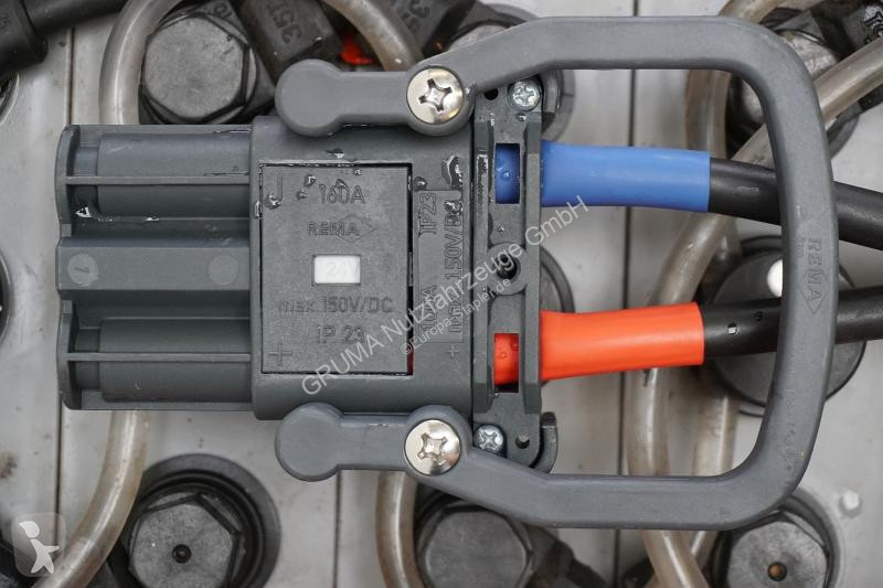 Manipulační vybavení   24 Volt 3 PzS 375 Ah