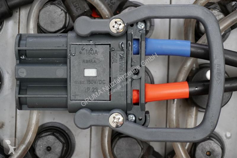 Magazijnmachines   24 Volt 3 PzS 375 Ah
