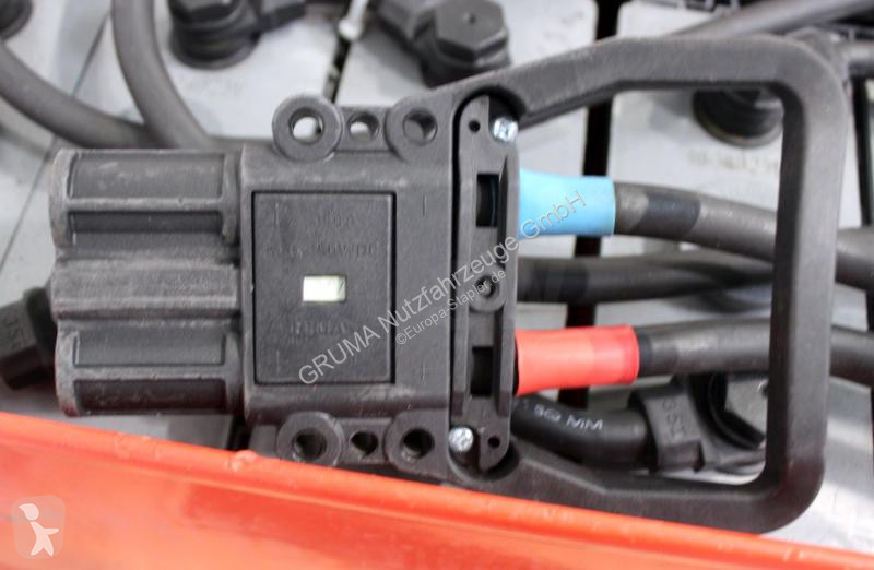 Manipulačné príslušenstvo   24 Volt 4 PzV 400 Ah