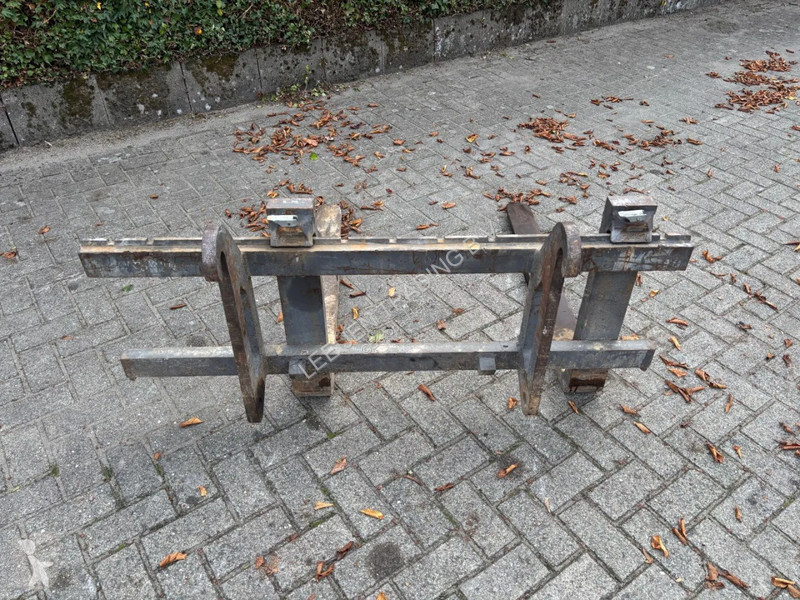 تجهيزات المناولة Volvo L25 Palletforks Volvo...