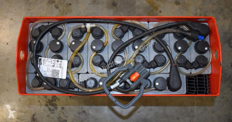Manipulačné príslušenstvo   24 Volt 3 PzB 225 Ah