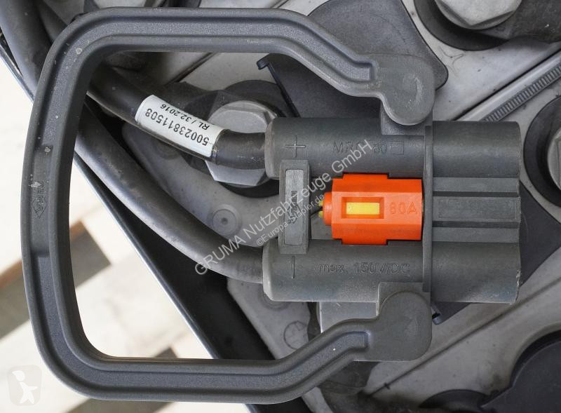 Manipulačné príslušenstvo   24 Volt 3 PzB 225 Ah