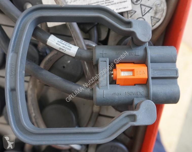 تجهيزات المناولة Hawker  24 Volt 3 PzB 225 Ah