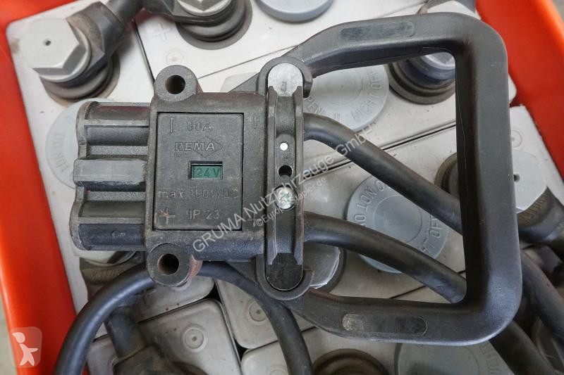 Manipulačné príslušenstvo   24 Volt 3 PzV 213 Ah