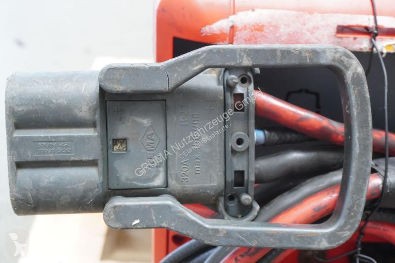 تجهيزات المناولة   Selectiva 8120 80V/120A