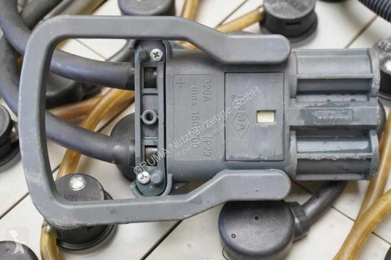 Equipamiento de manutención   80 Volt 4 PzS 320 Ah