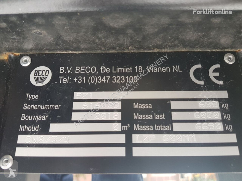 Echipamente pentru manipulare  PZ1 palletbord