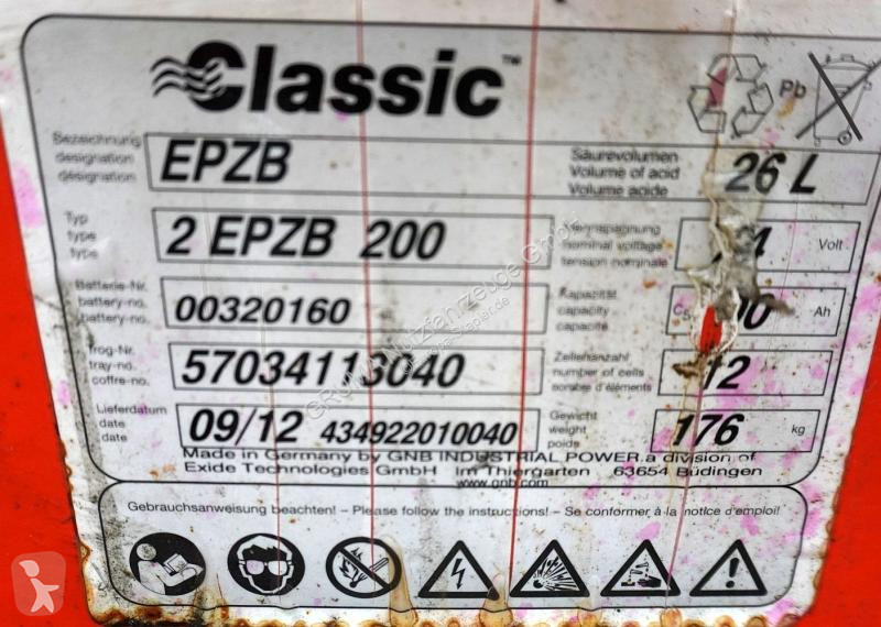 تجهيزات المناولة   24 Volt 2 PzB 200 Ah