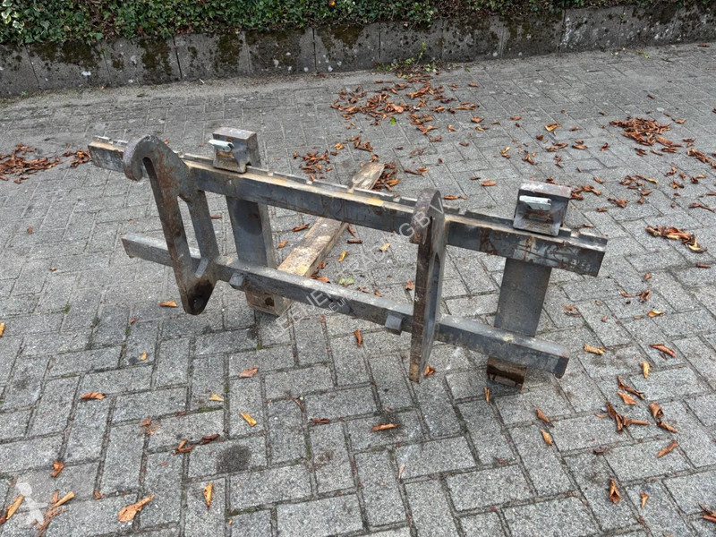 تجهيزات المناولة Volvo L25 Palletforks Volvo...