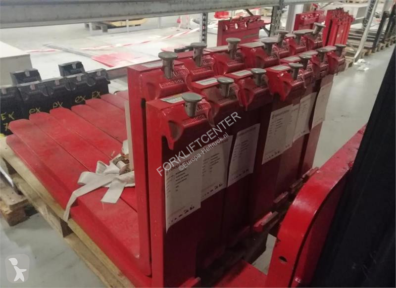 Magazijnmachines  ON FORKS NEW 1100X100X40