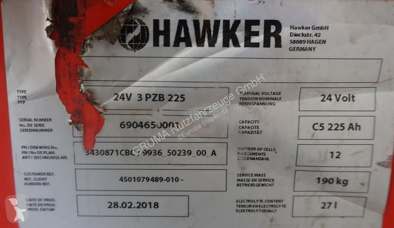 تجهيزات المناولة Hawker  24 Volt 3 PzB 225 Ah