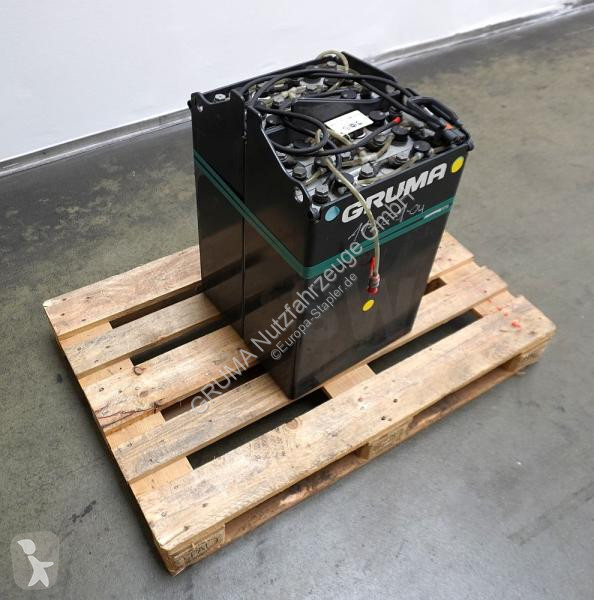 Manipulačné príslušenstvo   24 Volt 3 PzS 375 Ah
