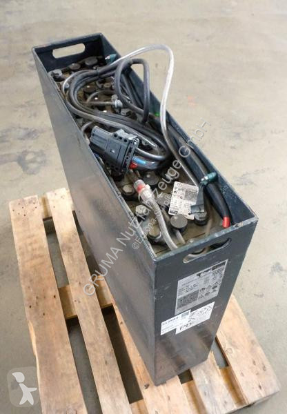 Manipulačné príslušenstvo   24 Volt 3 PzS 465 Ah