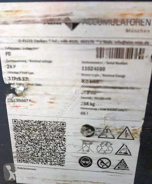 Manipulačné príslušenstvo   24 Volt 3 PzS 375 Ah