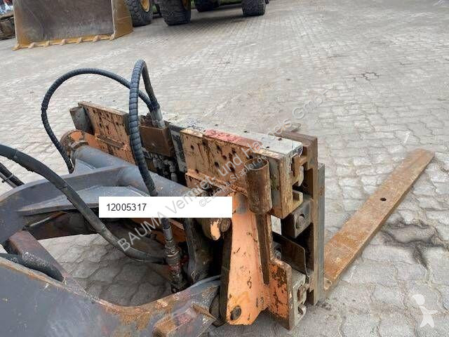 تجهيزات المناولة Volvo (5317) hydr. verst....