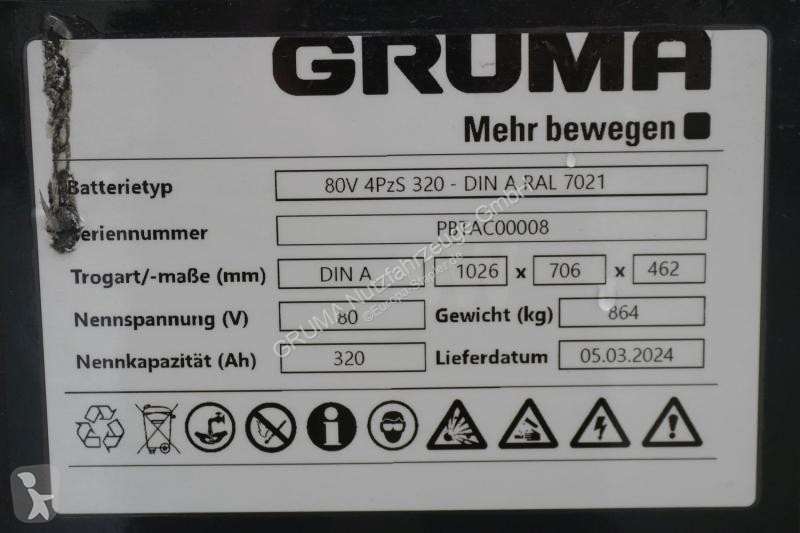 Manipulačné príslušenstvo   80 Volt 4 PzS 320 Ah