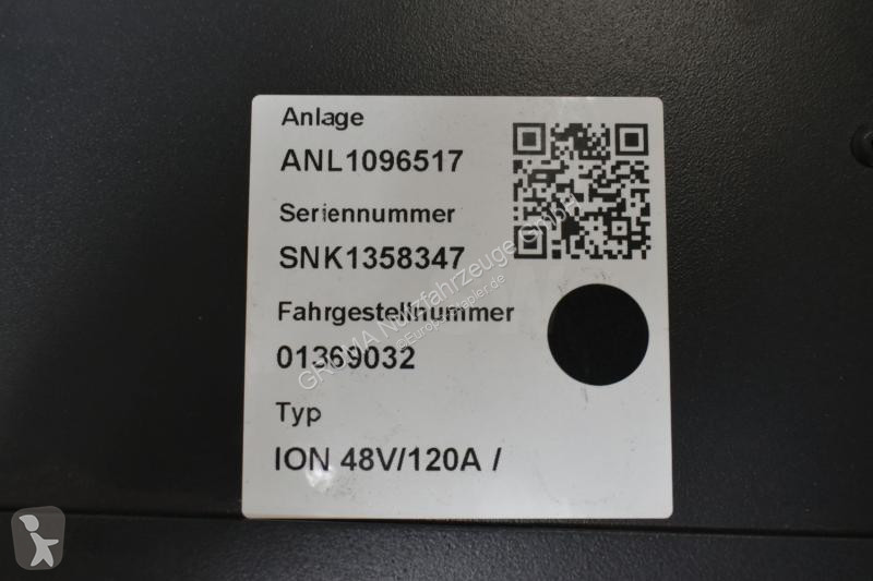 تجهيزات المناولة Linde  ION 400 G 48/120 B40-FP D