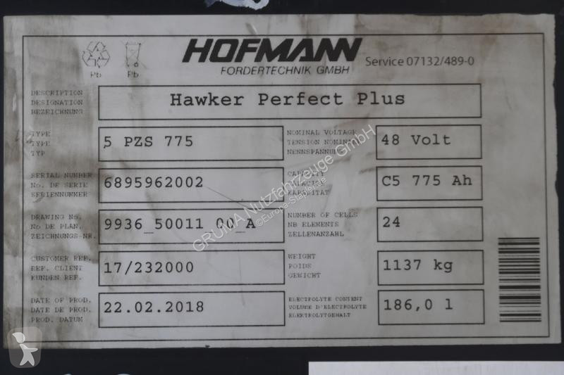 تجهيزات المناولة Hawker  48 Volt 5 PzS 775 Ah