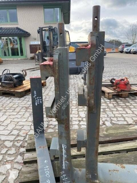 Equipamiento de manutención Volvo 2x 1.20 m...