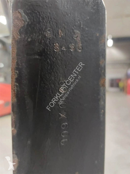 Équipements manutention Linde Forks 12t @ 600...