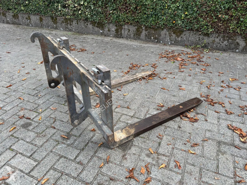تجهيزات المناولة Volvo L25 Palletforks Volvo...
