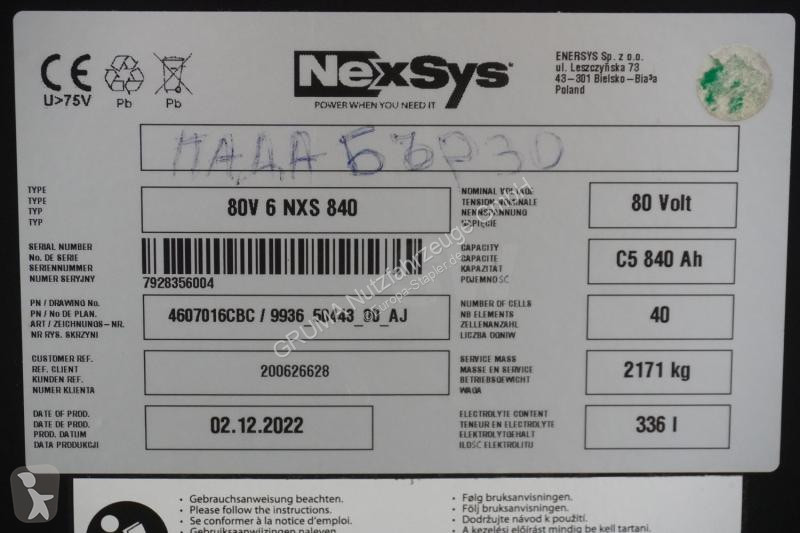 تجهيزات المناولة Hawker  80 Volt 6 NXS 840 Ah